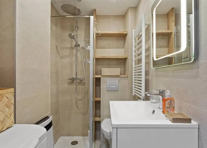 Guestready-charming 15 Mins To Grand Palais Париж