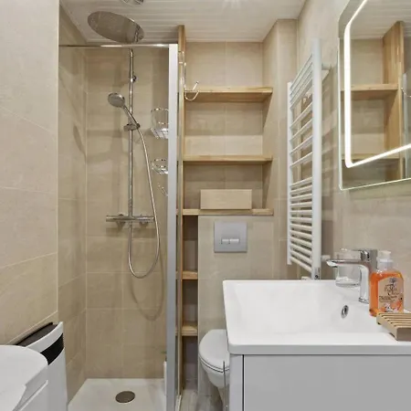 Guestready-charming 15 Mins To Grand Palais Parijs